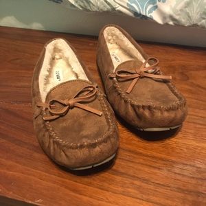 Old Navy moccasin slippers